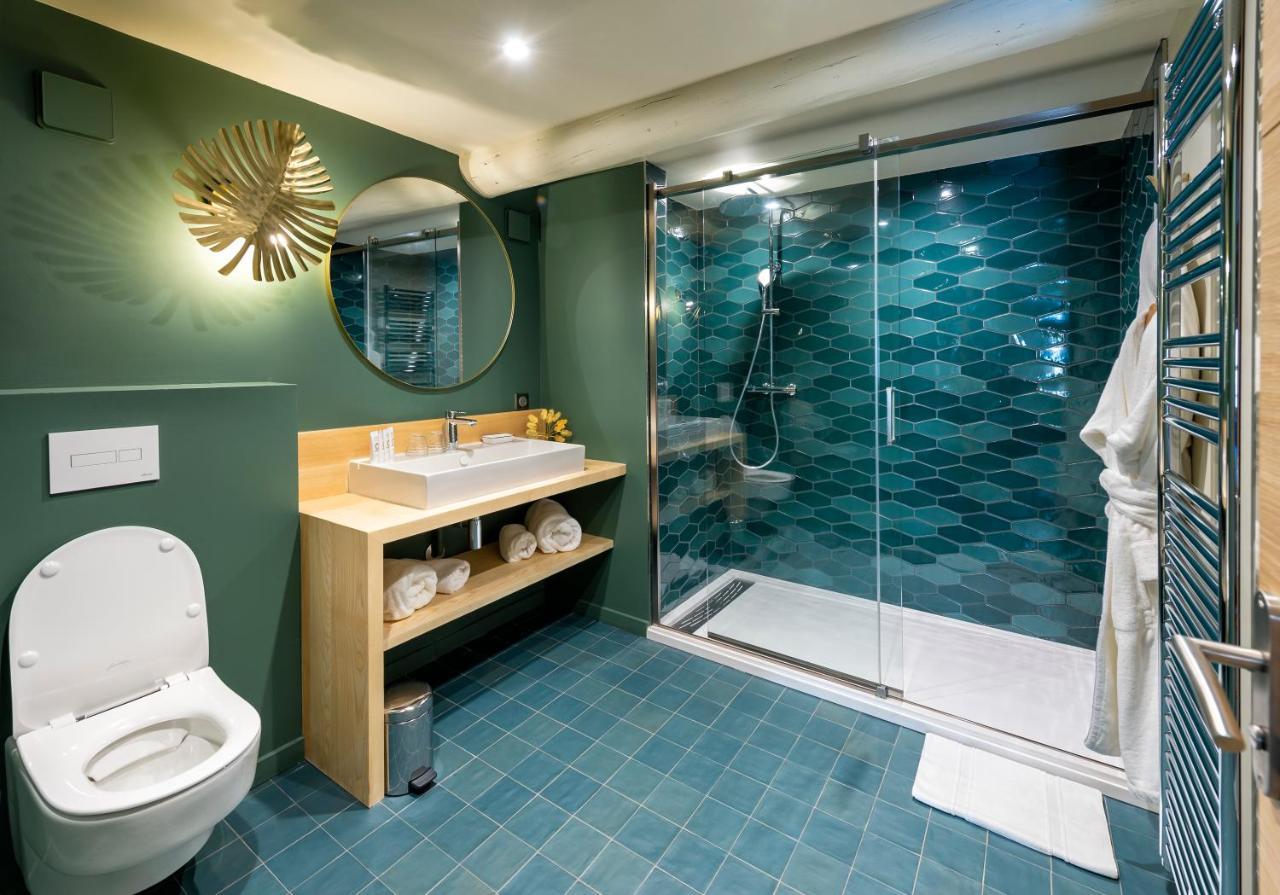 Les Chambres De L'Oustalet, Chambres D'Hotes Et Restaurant Etoile Жигондас Экстерьер фото
